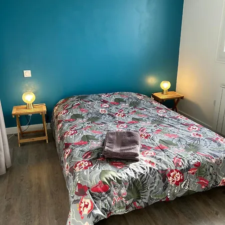 Les Pieds Dans L'eau A Sur